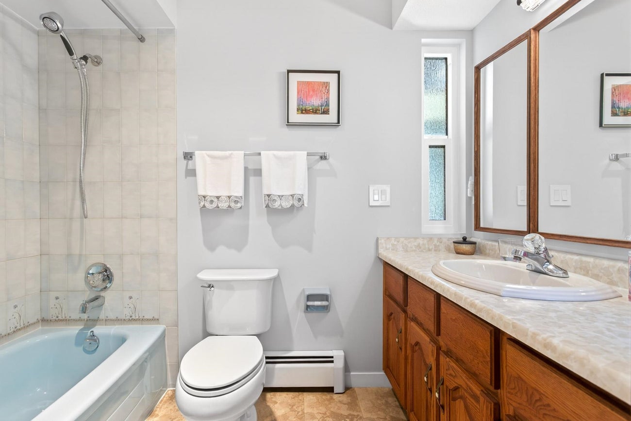 1558 Glen Abbey Drive - Simon Fraser Univer. single-family-residence for Sale, 4 Bedrooms (R3114455)# - 20