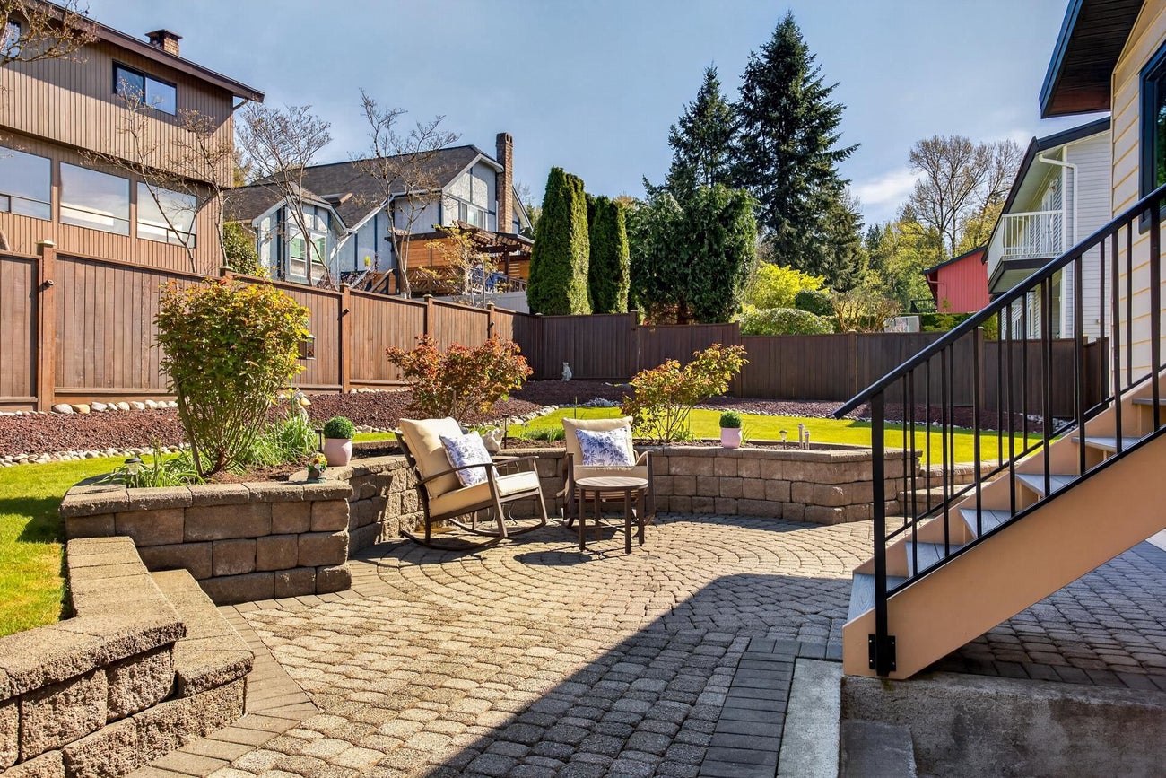 1558 Glen Abbey Drive - Simon Fraser Univer. single-family-residence for Sale, 4 Bedrooms (R3114455)# - 37