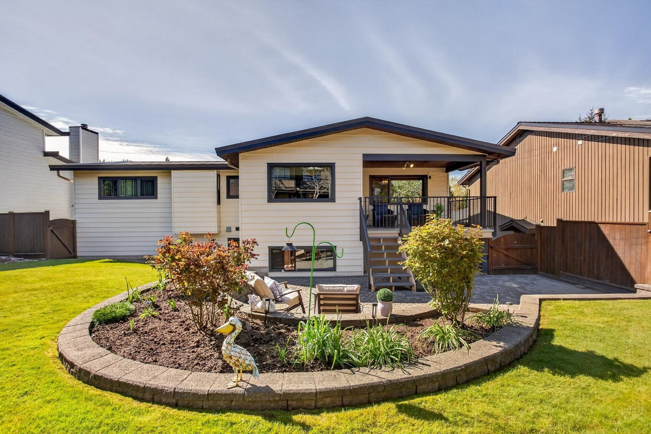 1558 Glen Abbey Drive - Simon Fraser Univer. single-family-residence for Sale, 4 Bedrooms (R3114455)# - 38