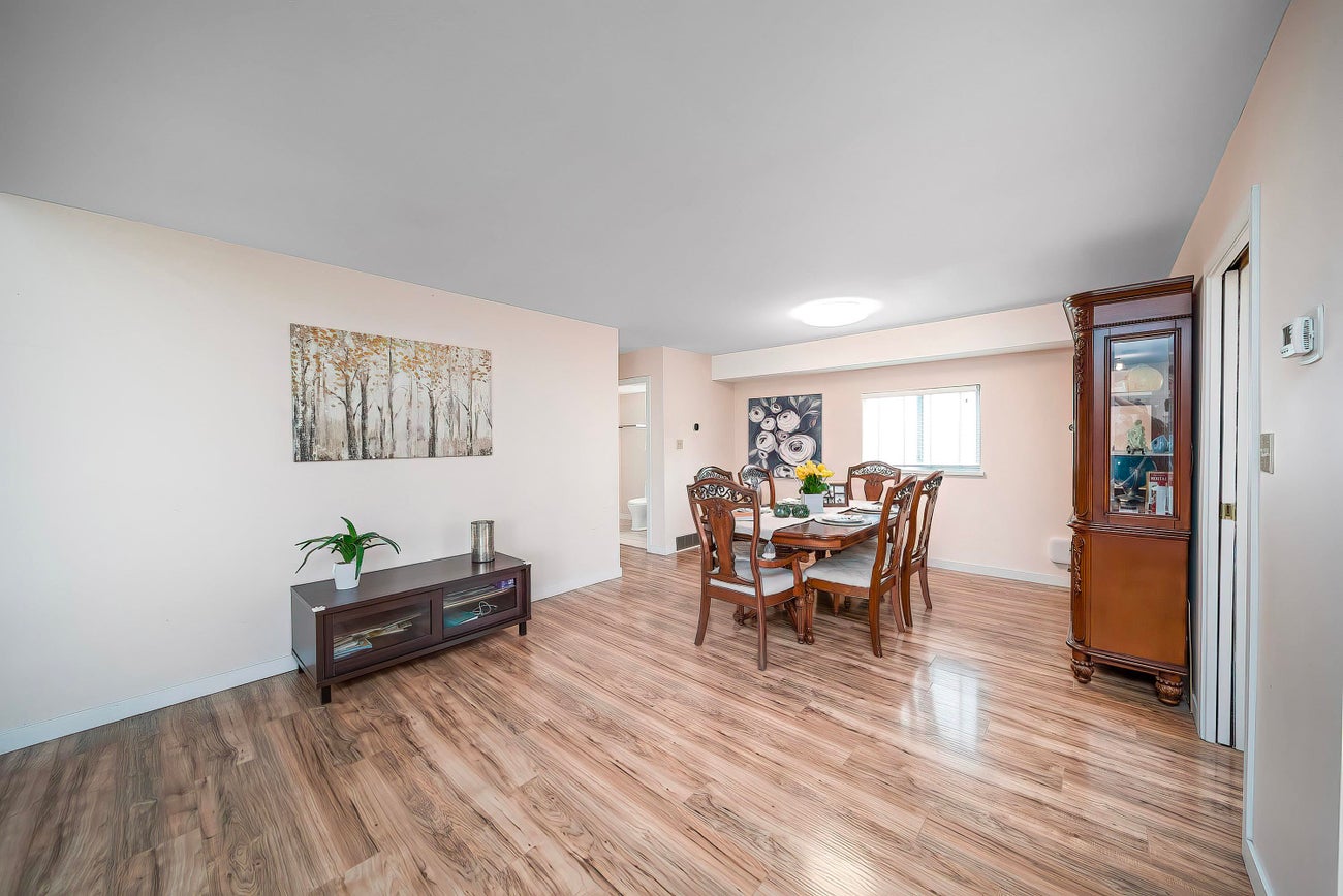 1269 Michigan Drive - Canyon Springs single-family-residence for Sale, 6 Bedrooms (R3114978)# - 5