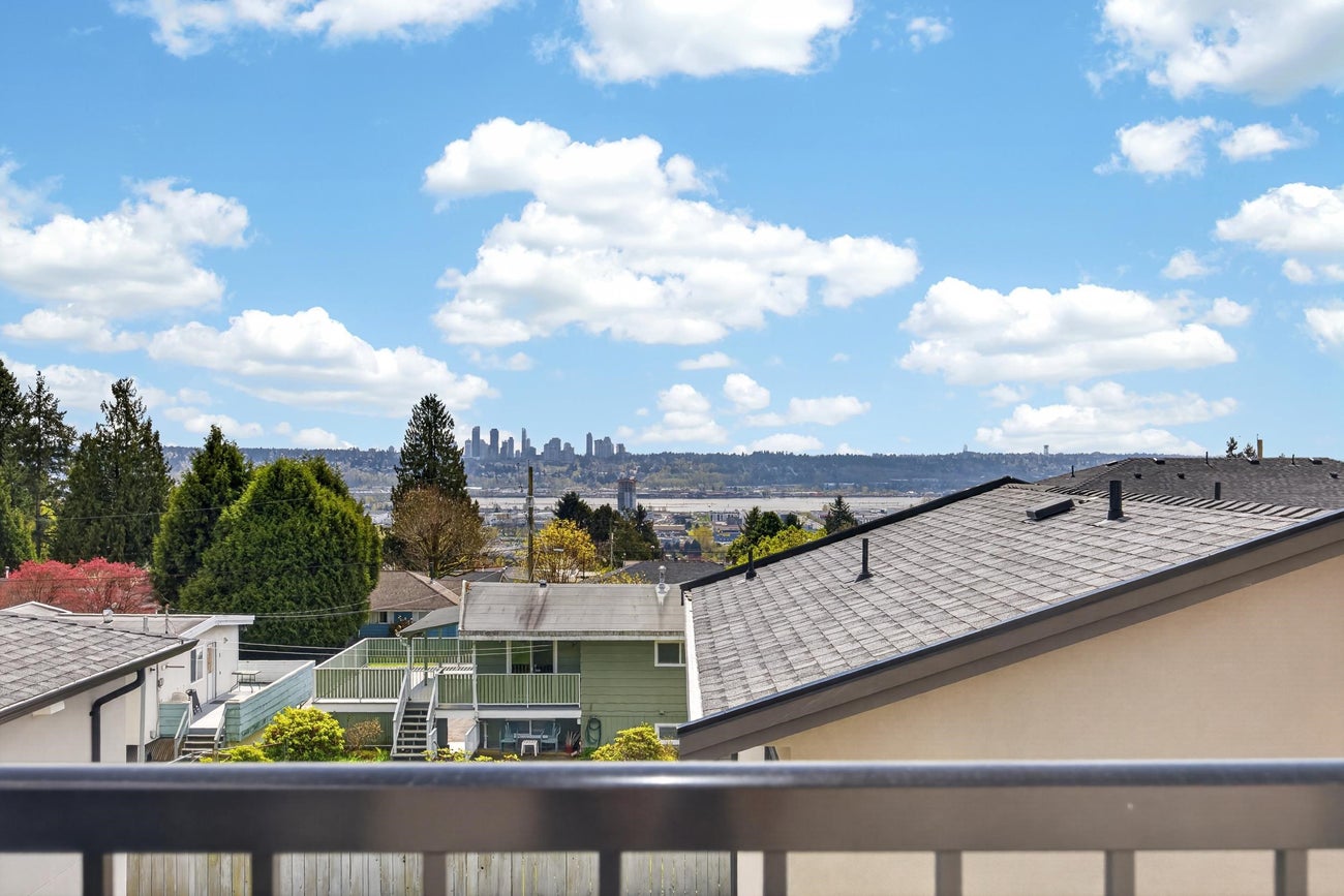 1150 Charland Avenue - Central Coquitlam Single Family Residence for Sale, 4 Bedrooms (R3115345)# - 17