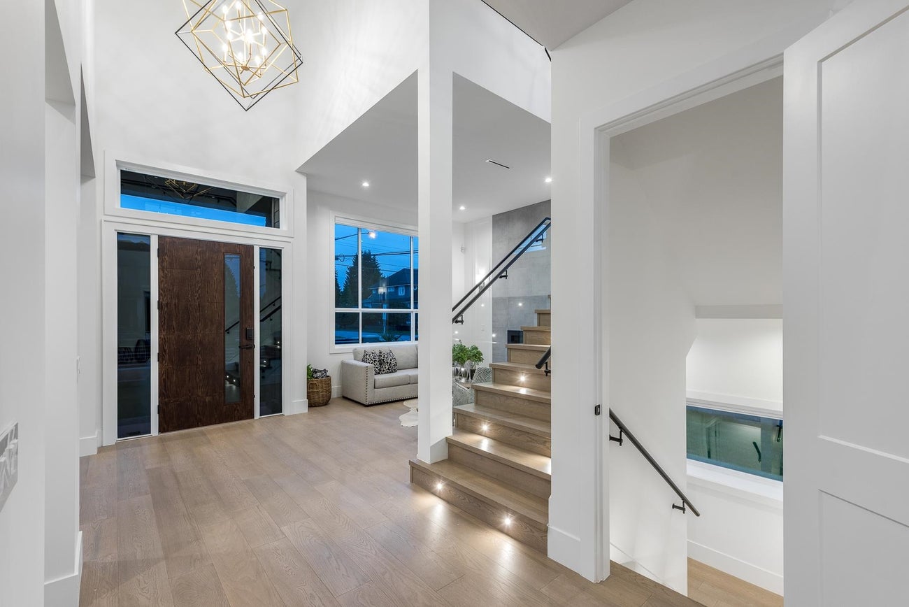 730 Schoolhouse Street - Central Coquitlam Single Family Residence for Sale, 7 Bedrooms (R3115539)# - 20