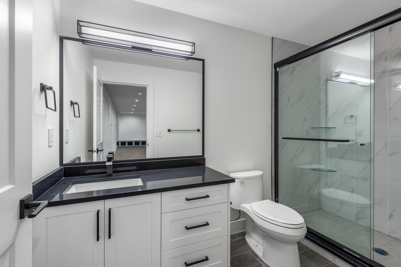 730 Schoolhouse Street - Central Coquitlam Single Family Residence for Sale, 7 Bedrooms (R3115539)# - 38