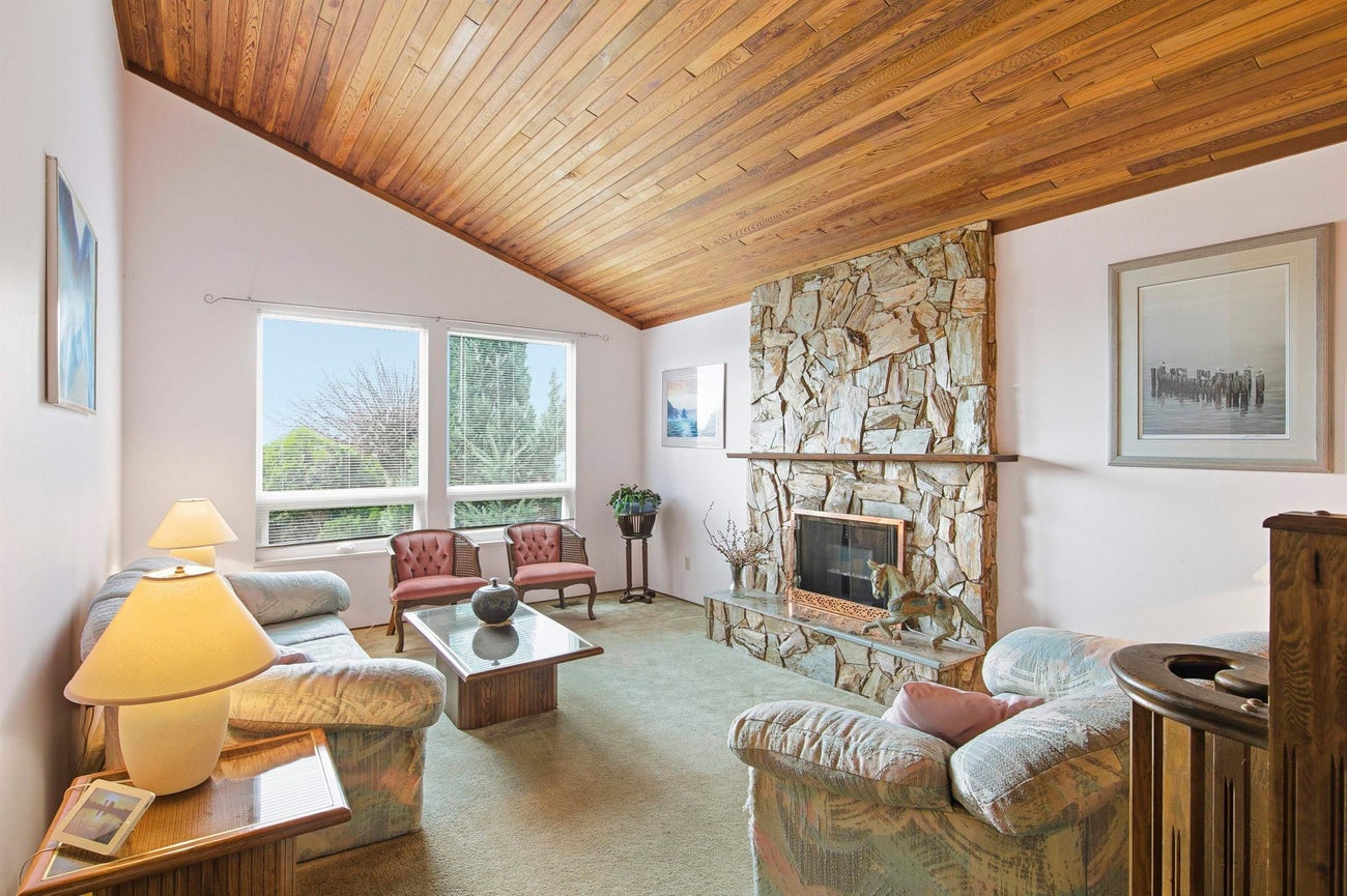 1215 Cypress Place - Mountain Meadows single-family-residence for Sale, 3 Bedrooms (R3115637)# - 2