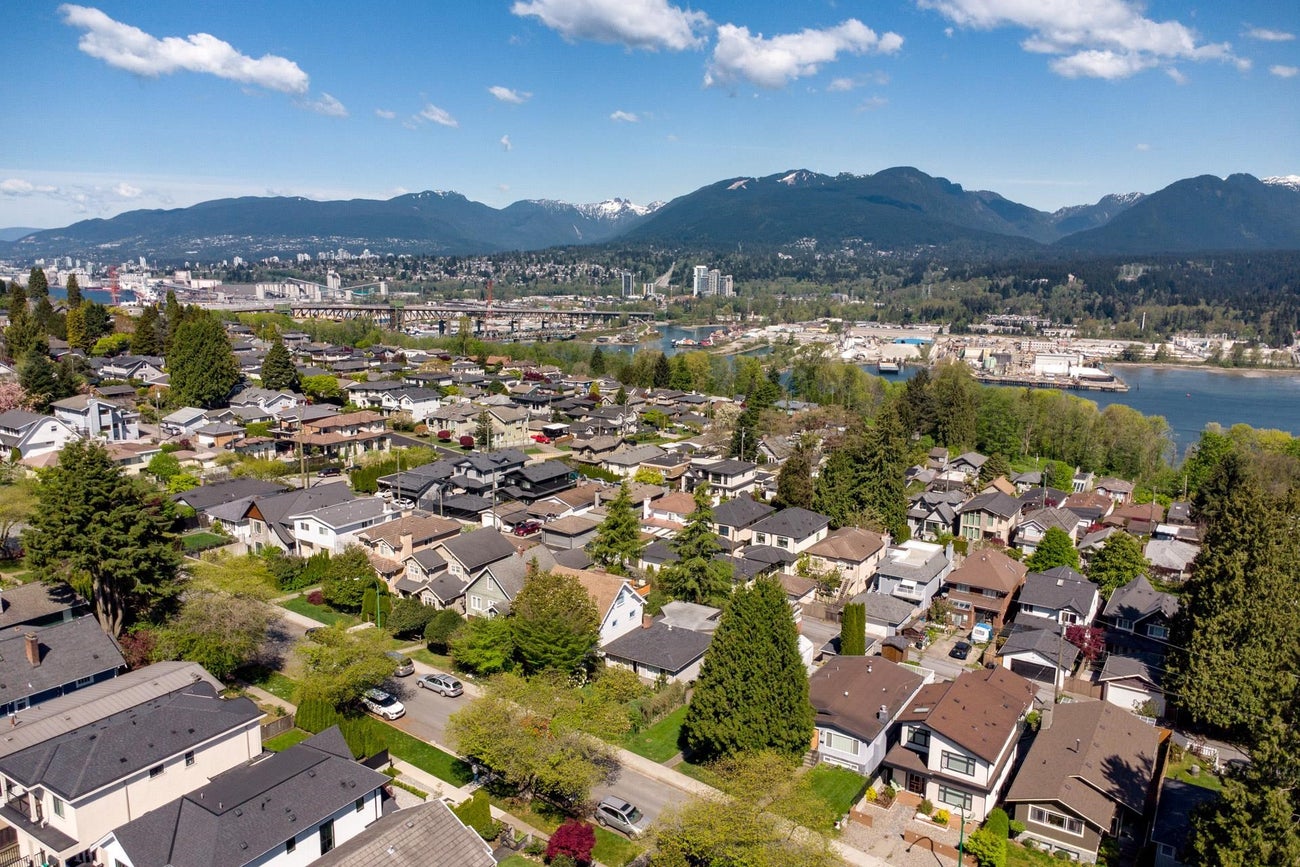 4137 Mcgill Street - Vancouver Heights single-family-residence for Sale, 4 Bedrooms (R3115905)# - 4