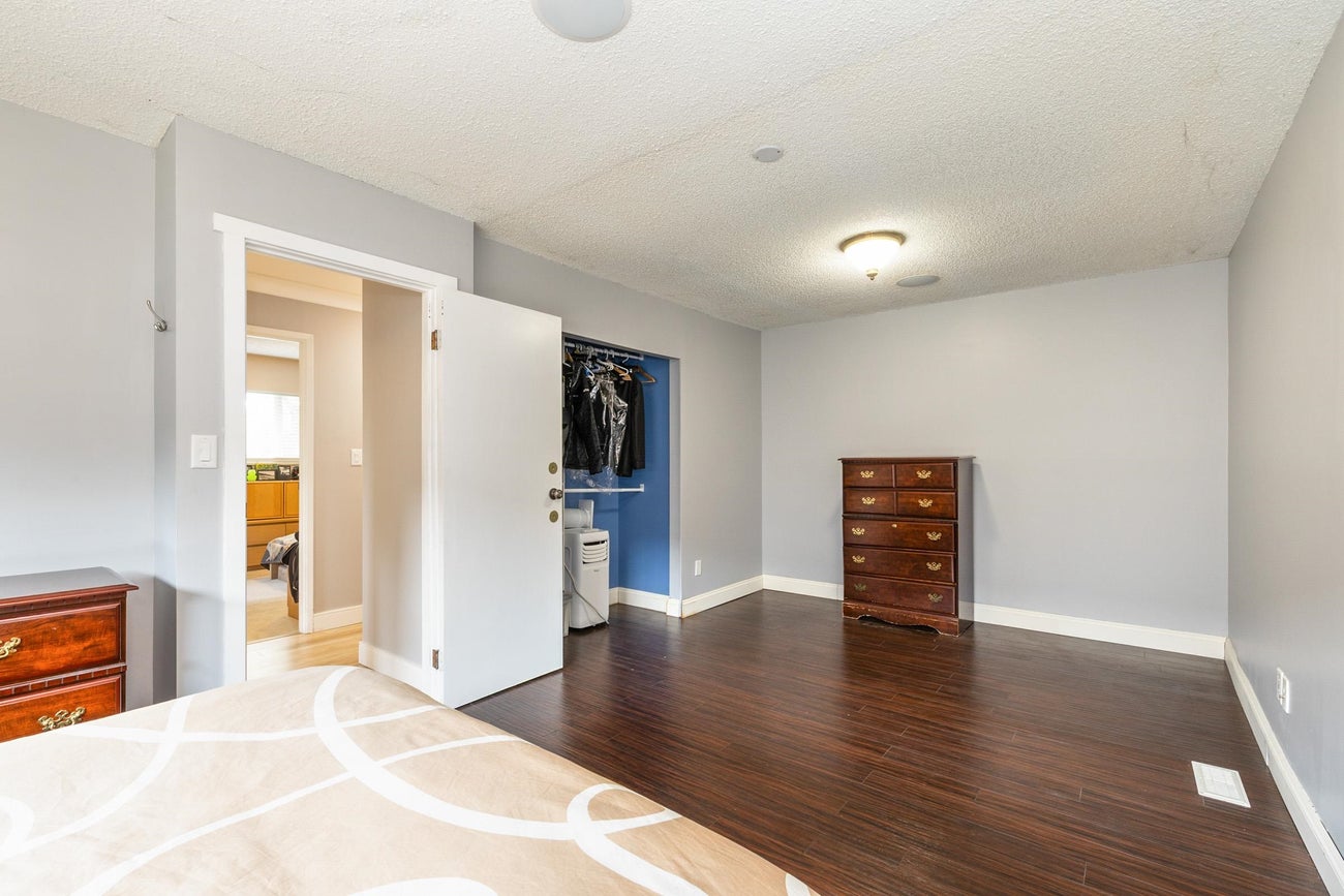 320 Gloucester Court - Coquitlam East single-family-residence for Sale, 3 Bedrooms (R3116034)# - 19