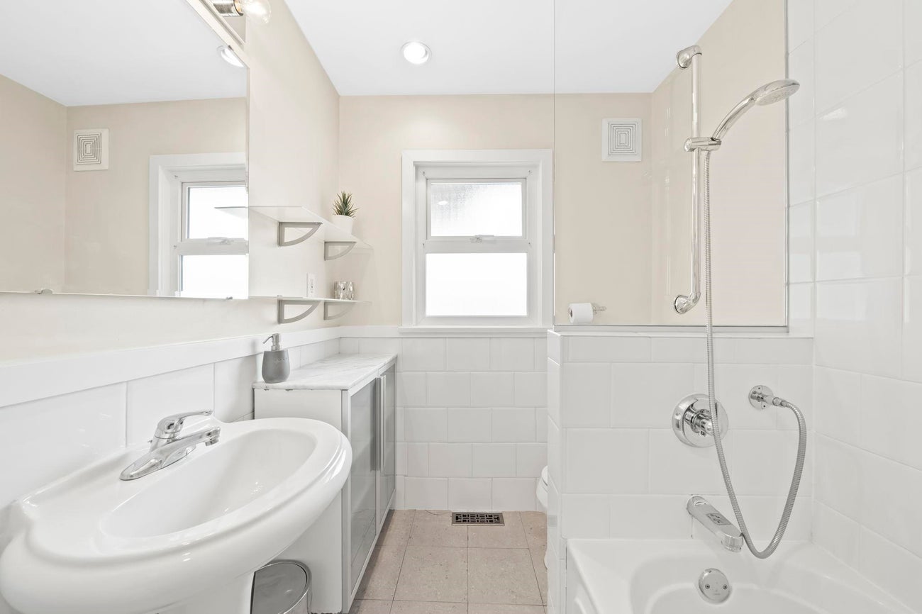 3765 Edinburgh Street - Vancouver Heights single-family-residence for Sale, 5 Bedrooms (R3116199)# - 17