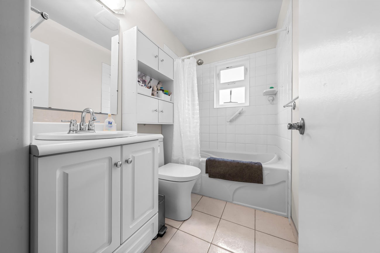 2151 Dawes Hill Road - Central Coquitlam single-family-residence for Sale, 4 Bedrooms (R3116279)# - 15