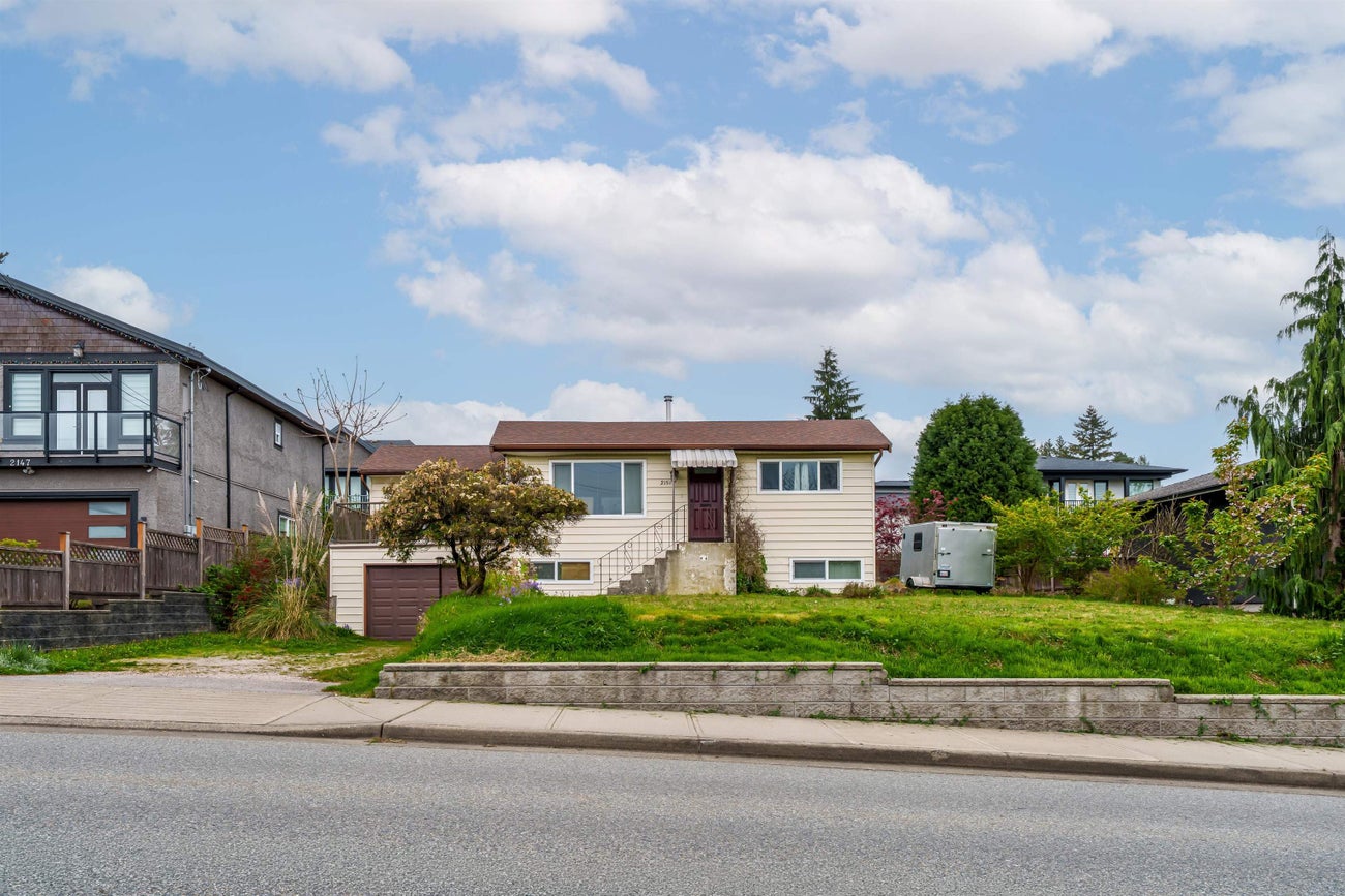 2151 Dawes Hill Road - Central Coquitlam single-family-residence for Sale, 4 Bedrooms (R3116279)# - 1