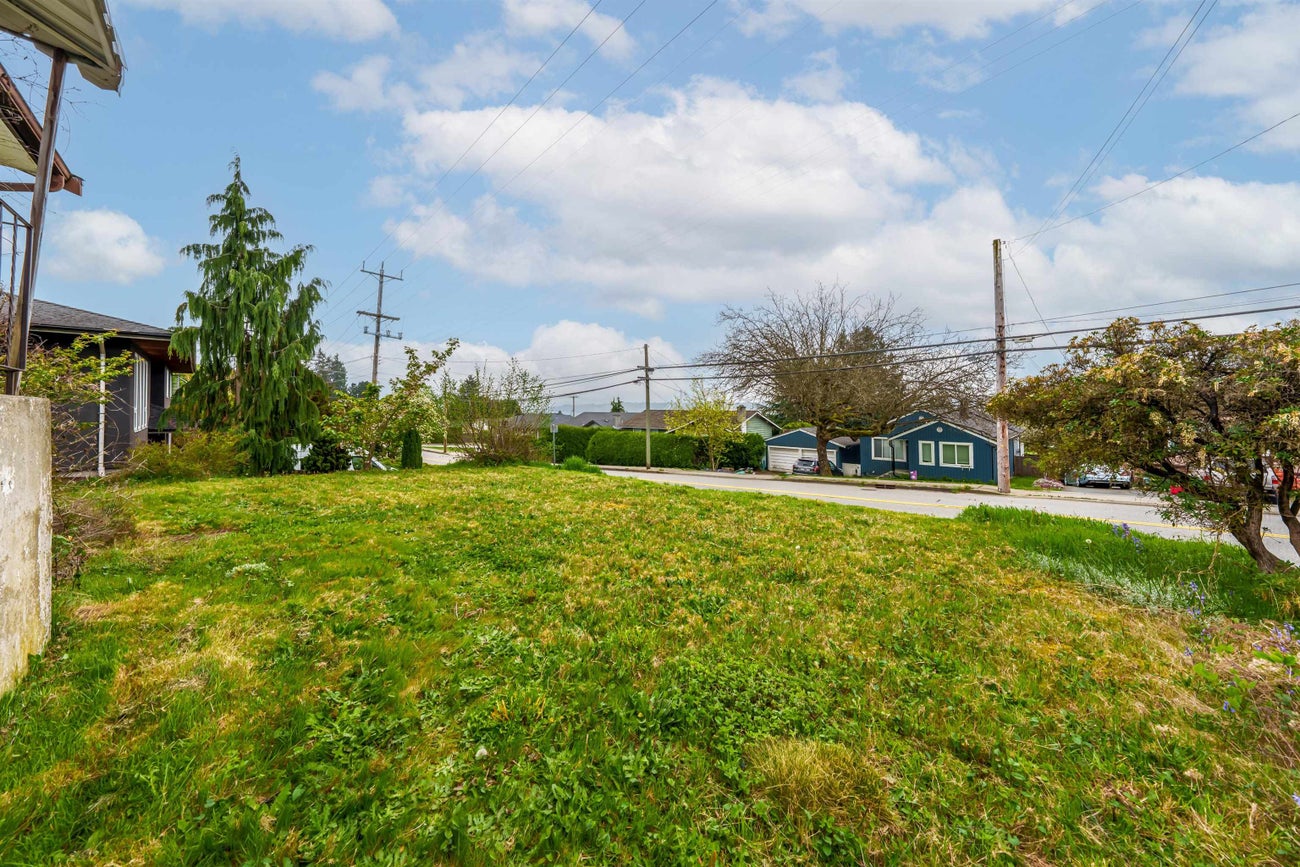 2151 Dawes Hill Road - Central Coquitlam single-family-residence for Sale, 4 Bedrooms (R3116279)# - 5