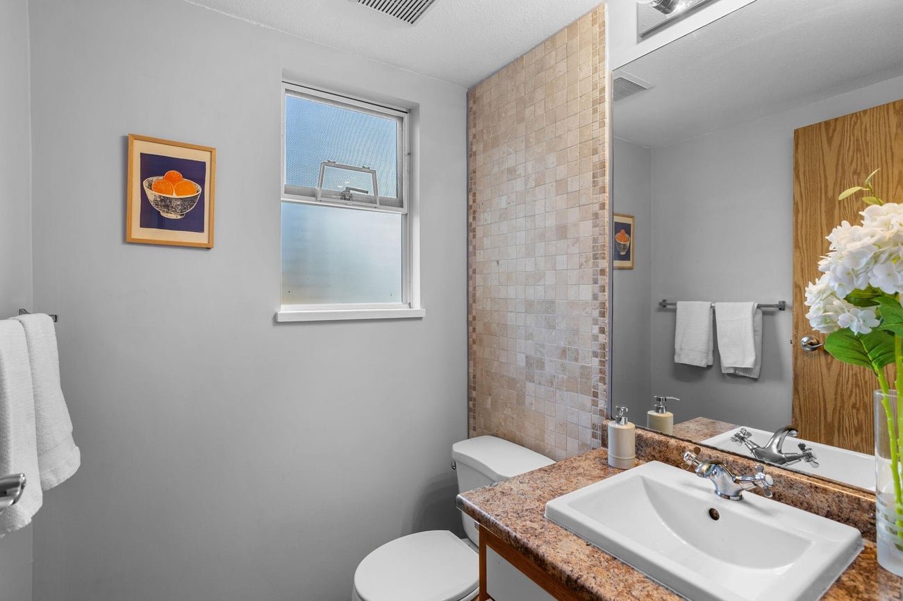 2983 Walton Avenue - Canyon Springs single-family-residence for Sale, 3 Bedrooms (R3116401)# - 10