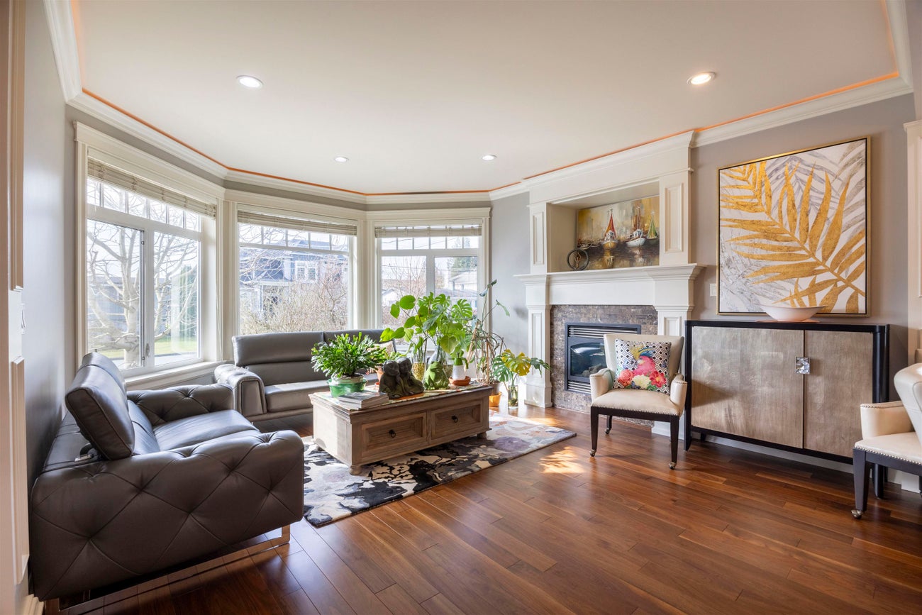 1059 Cornell Avenue - Central Coquitlam single-family-residence for Sale, 6 Bedrooms (R3116455)# - 6