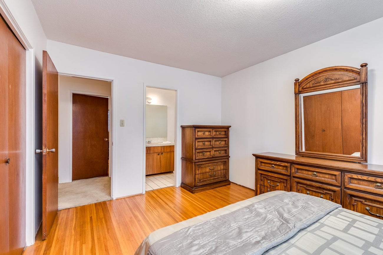 1250 Delta Avenue - Brentwood Park single-family-residence for Sale, 4 Bedrooms (R3116553)# - 13