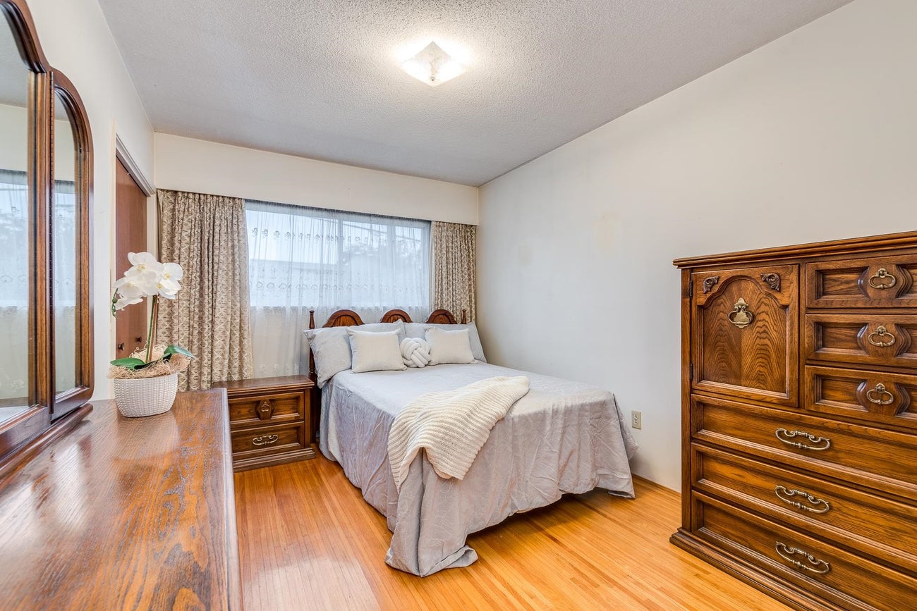 1250 Delta Avenue - Brentwood Park single-family-residence for Sale, 4 Bedrooms (R3116553)# - 15