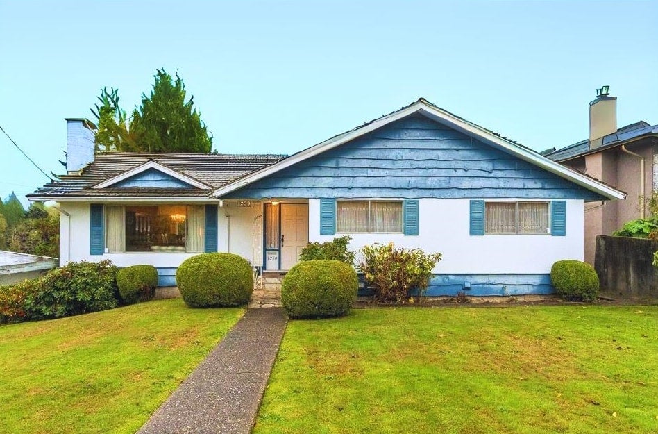 1250 Delta Avenue - Brentwood Park single-family-residence for Sale, 4 Bedrooms (R3116553)# - 1