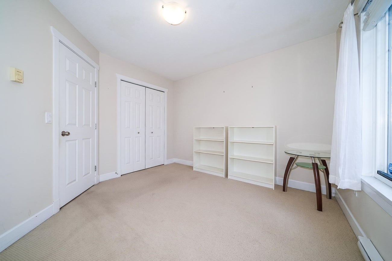 735 Schoolhouse Street - Central Coquitlam Single Family Residence for Sale, 7 Bedrooms (R3117261)# - 28