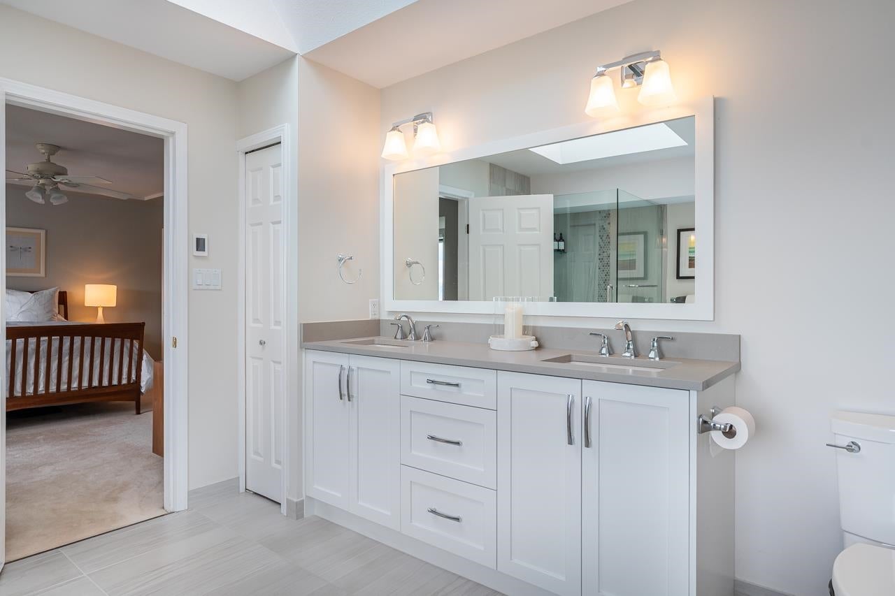 580 Clearwater Way - Coquitlam East single-family-residence for Sale, 5 Bedrooms (R3117530)# - 27