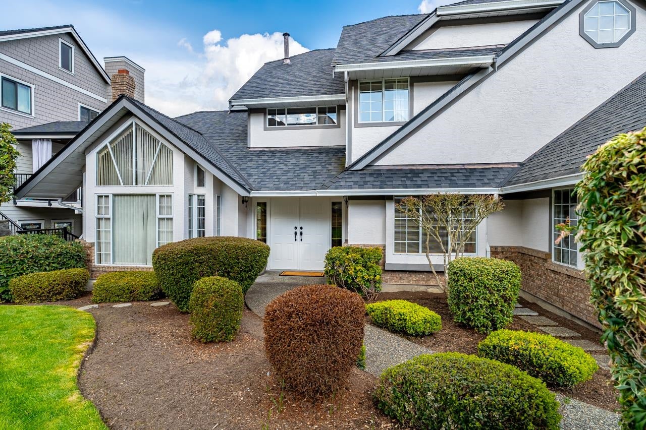 580 Clearwater Way - Coquitlam East single-family-residence for Sale, 5 Bedrooms (R3117530)# - 2
