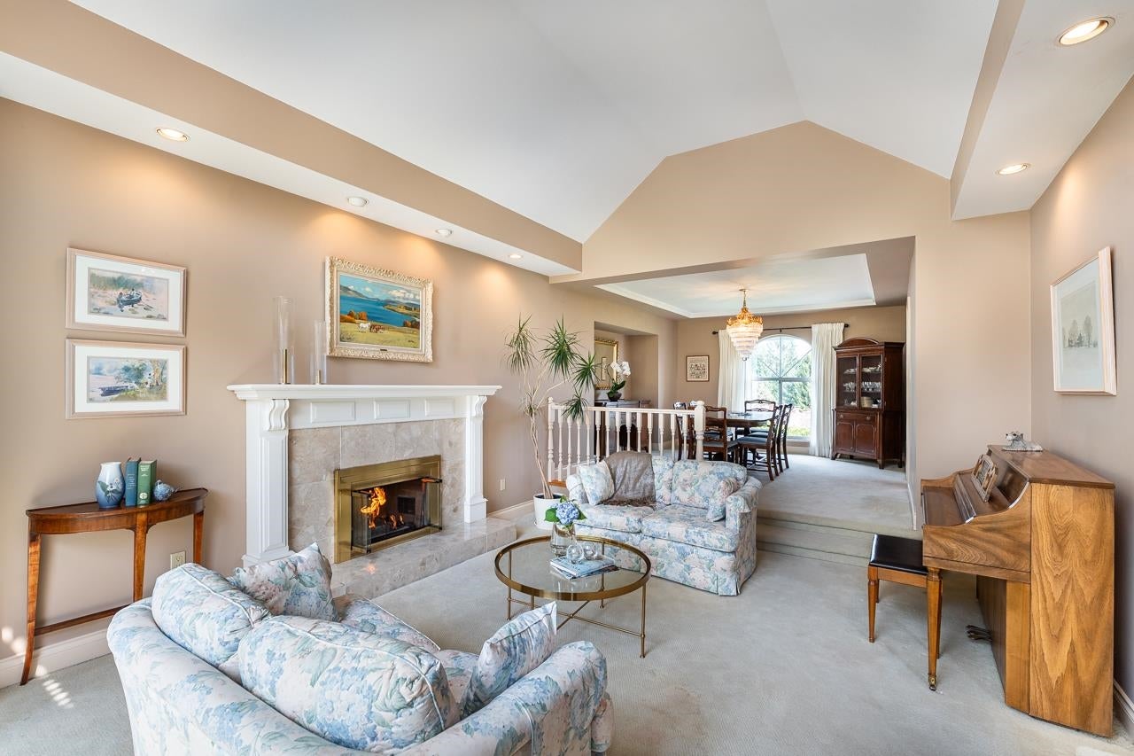 580 Clearwater Way - Coquitlam East single-family-residence for Sale, 5 Bedrooms (R3117530)# - 6