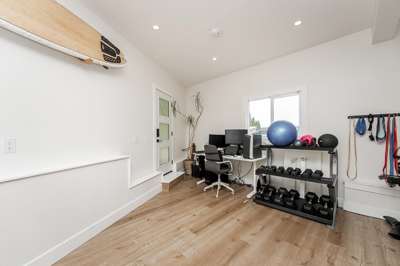 1221 Rochester Avenue - Central Coquitlam single-family-residence for Sale, 5 Bedrooms (R3117772)# - 24