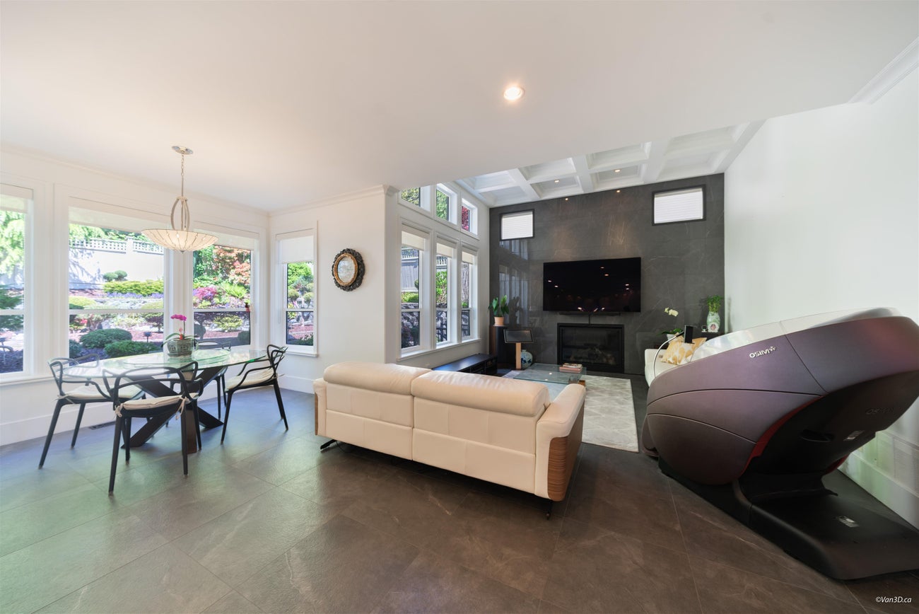 7533 Curtis Street - Simon Fraser Univer. single-family-residence for Sale, 7 Bedrooms (R3118977)# - 9
