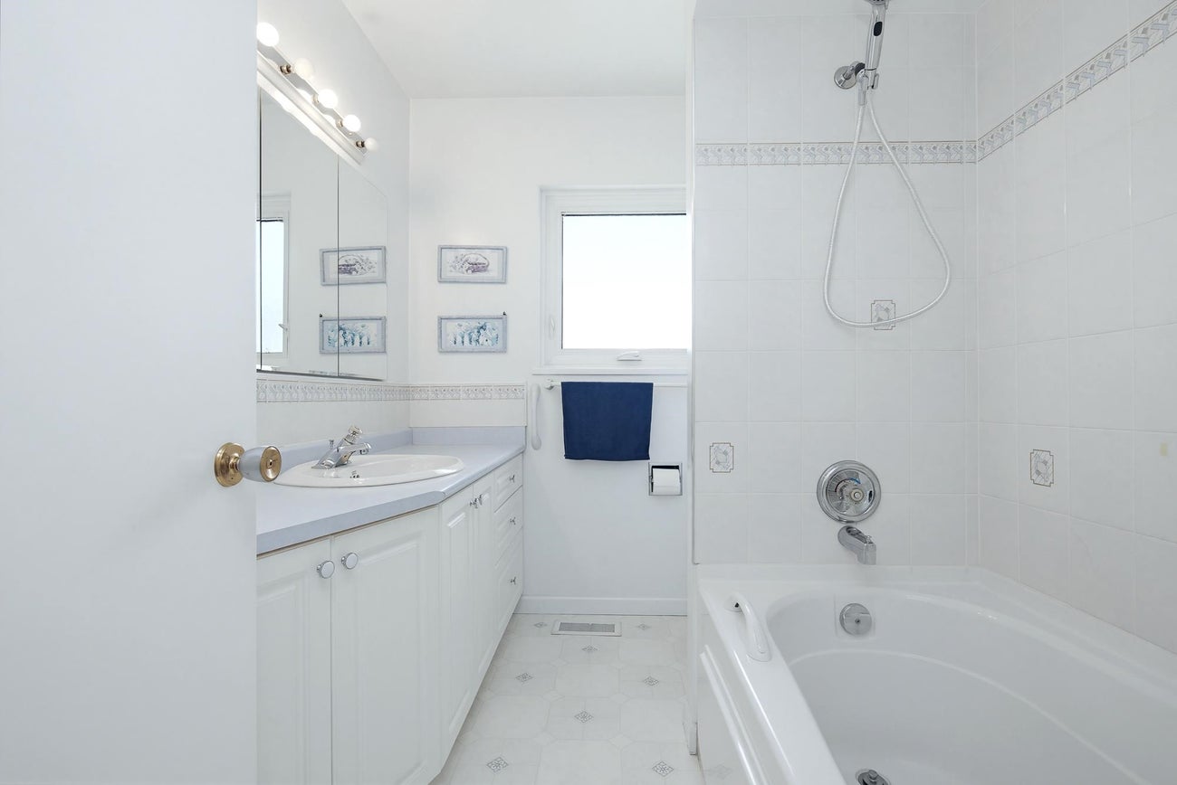 1162 Madore Avenue - Central Coquitlam single-family-residence for Sale, 4 Bedrooms (R3119037)# - 24