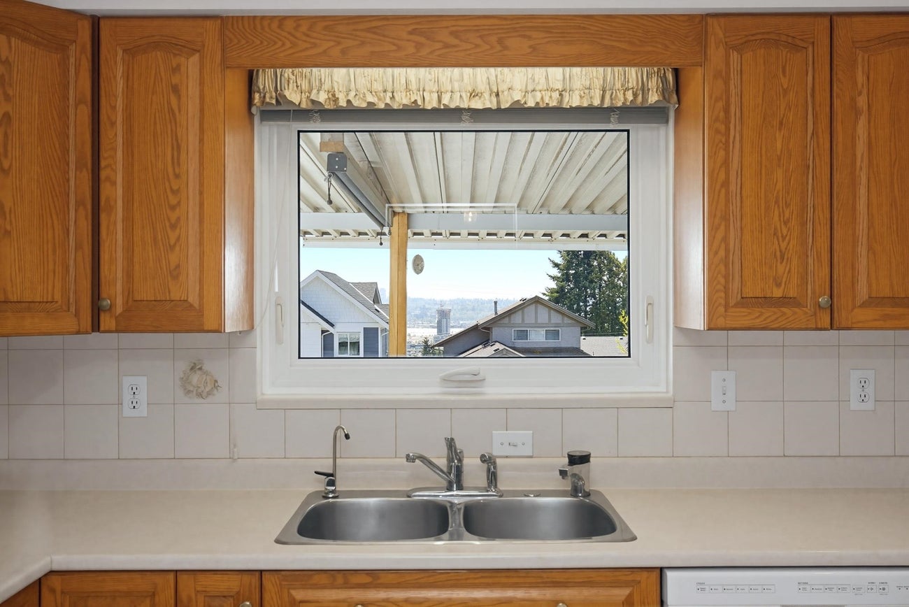 1162 Madore Avenue - Central Coquitlam single-family-residence for Sale, 4 Bedrooms (R3119037)# - 9
