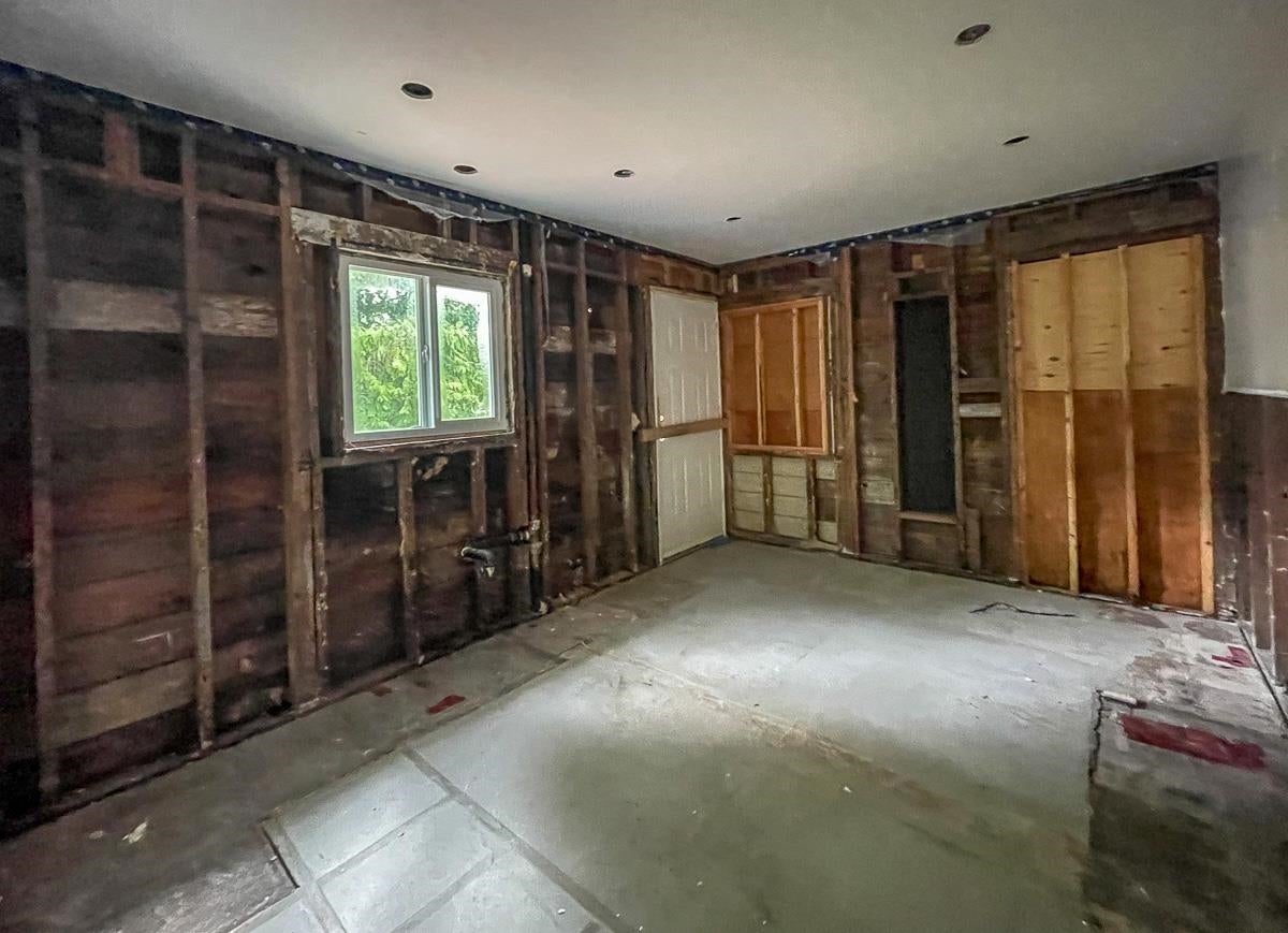 2000 Austin Avenue - Central Coquitlam Single Family Residence for Sale, 4 Bedrooms (R3119328)# - 21