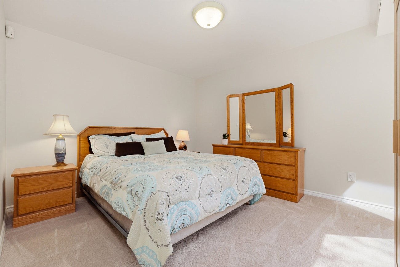 2563 Ashurst Avenue - Coquitlam East Single Family Residence for Sale, 4 Bedrooms (R3119339)# - 28