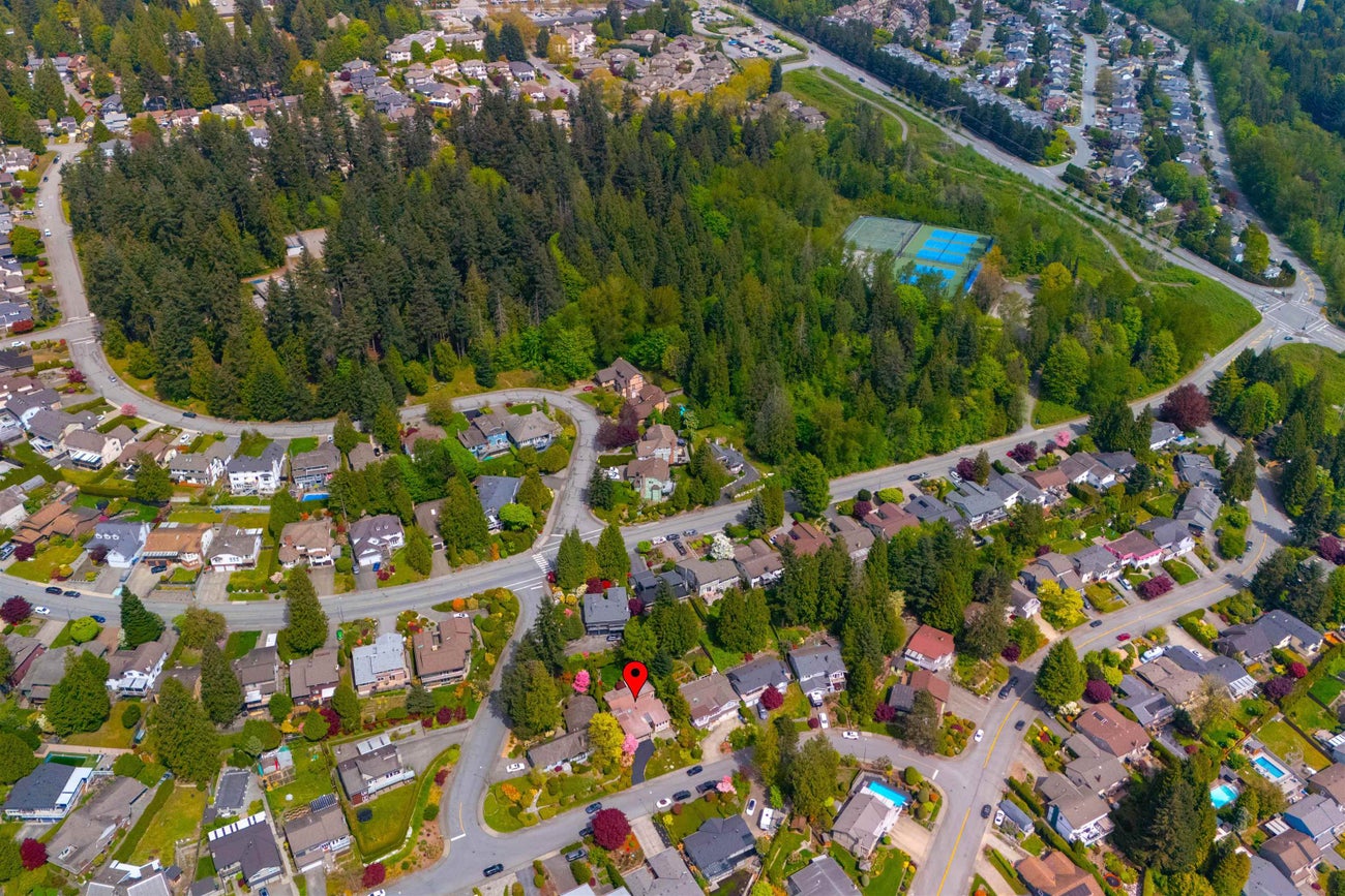 2563 Ashurst Avenue - Coquitlam East Single Family Residence for Sale, 4 Bedrooms (R3119339)# - 39
