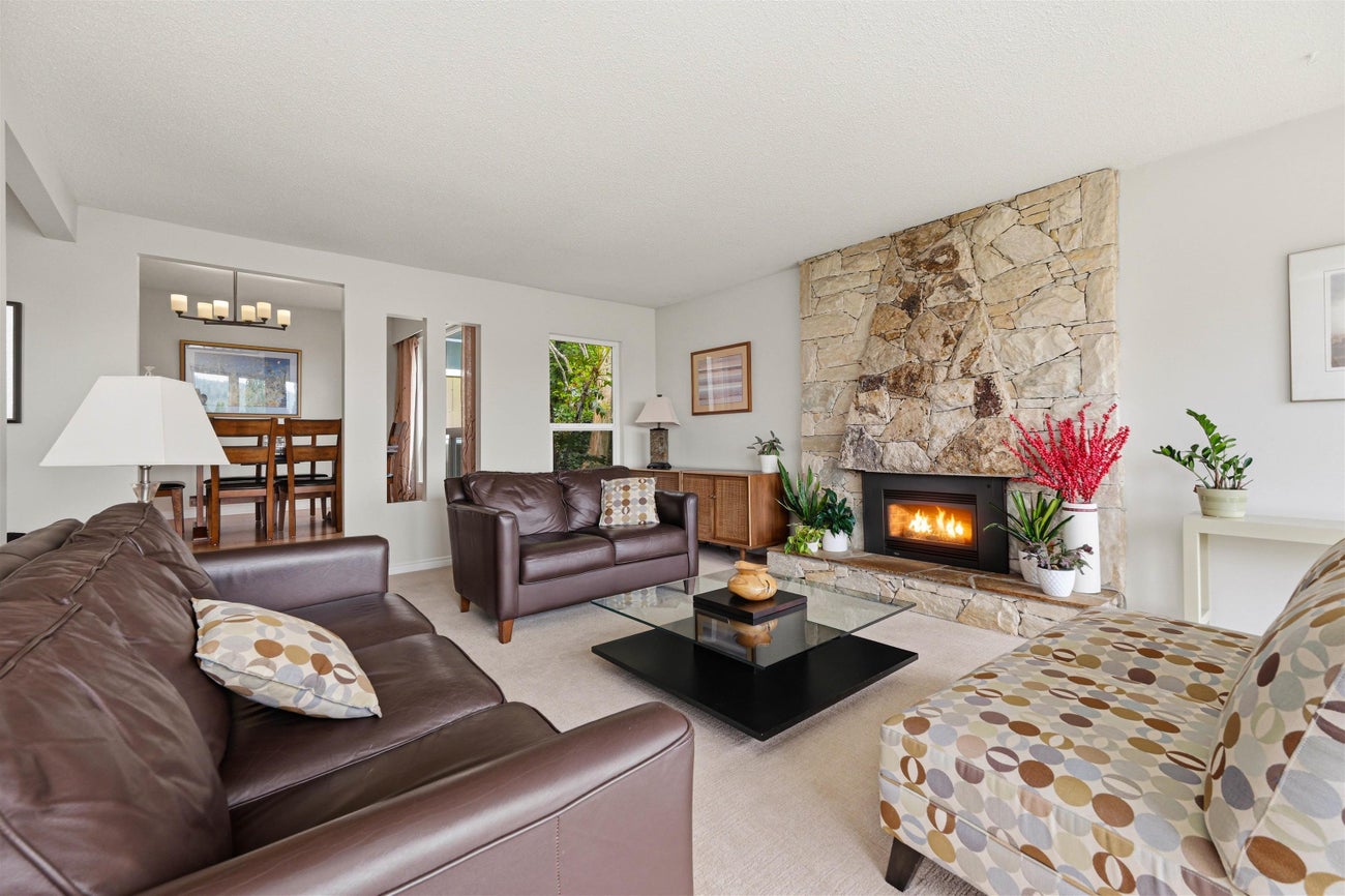 2563 Ashurst Avenue - Coquitlam East Single Family Residence for Sale, 4 Bedrooms (R3119339)# - 8