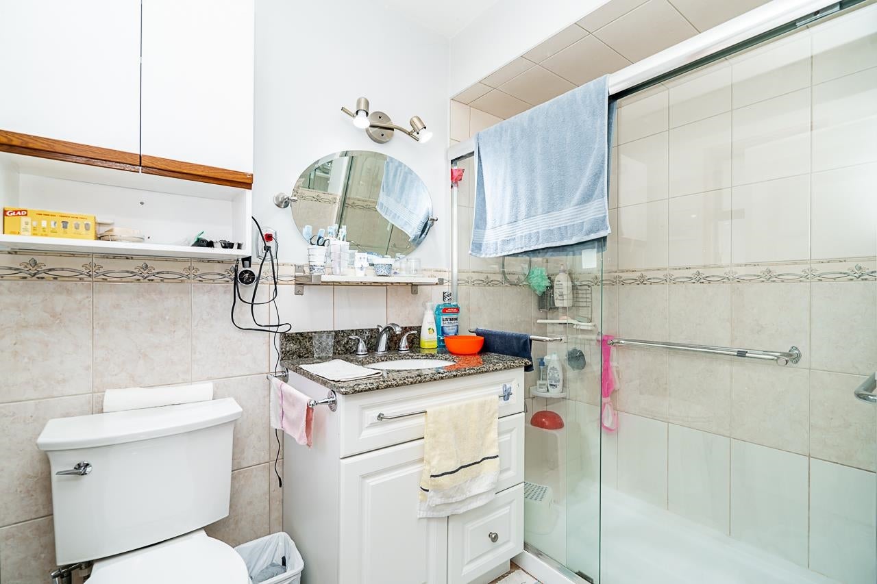 1650 Rochester Avenue - Central Coquitlam single-family-residence for Sale, 5 Bedrooms (R3119598)# - 21