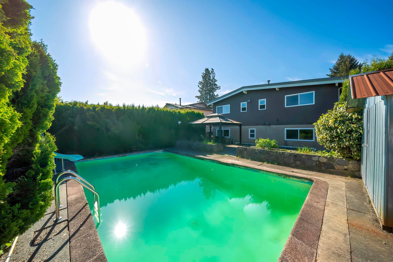 951 Everett Crescent - Sperling-Duthie single-family-residence for Sale, 5 Bedrooms (R3119790)# - 32