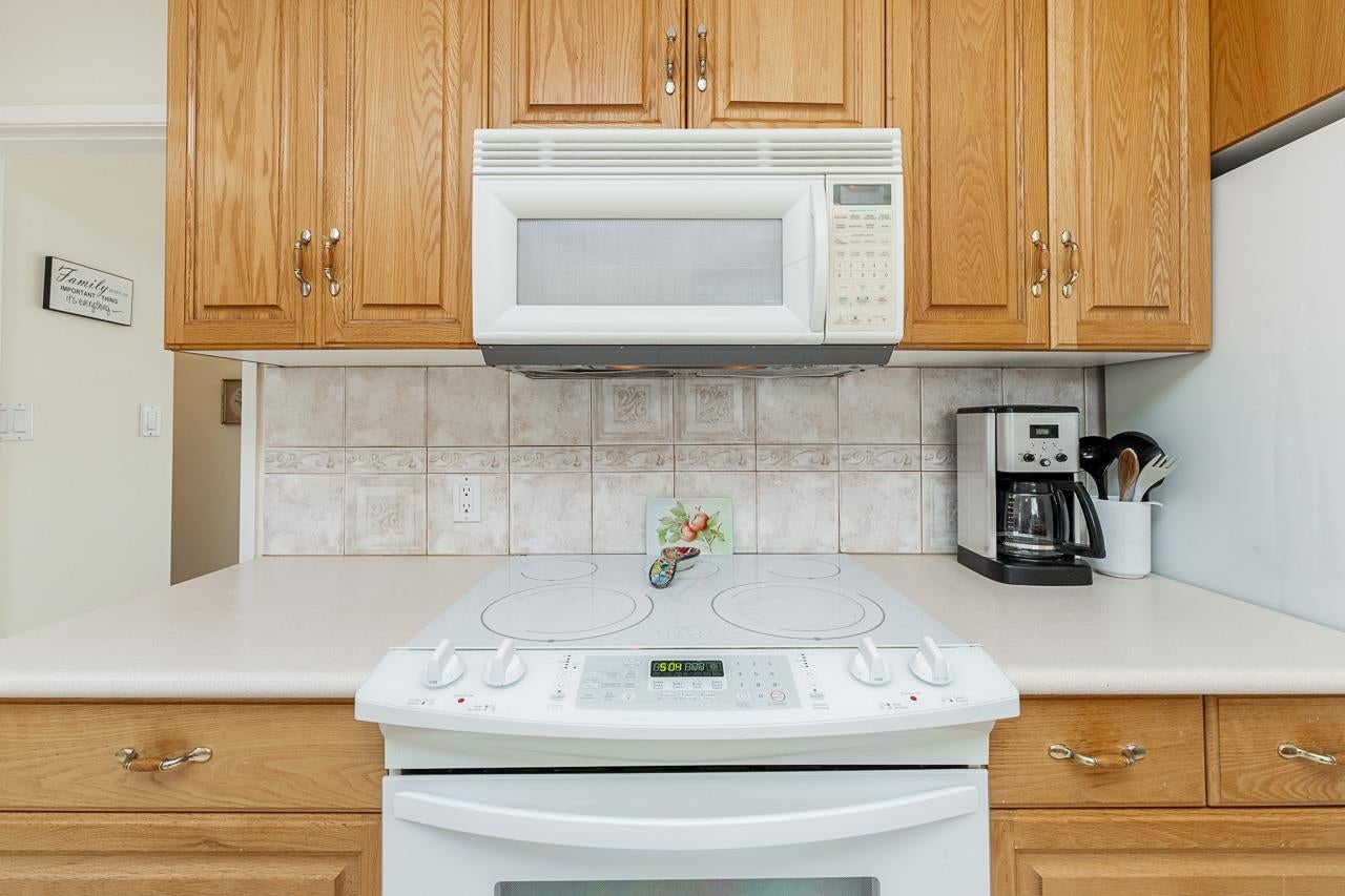 7055 Kitchener Street - Sperling-Duthie single-family-residence for Sale, 4 Bedrooms (R3120063)# - 10