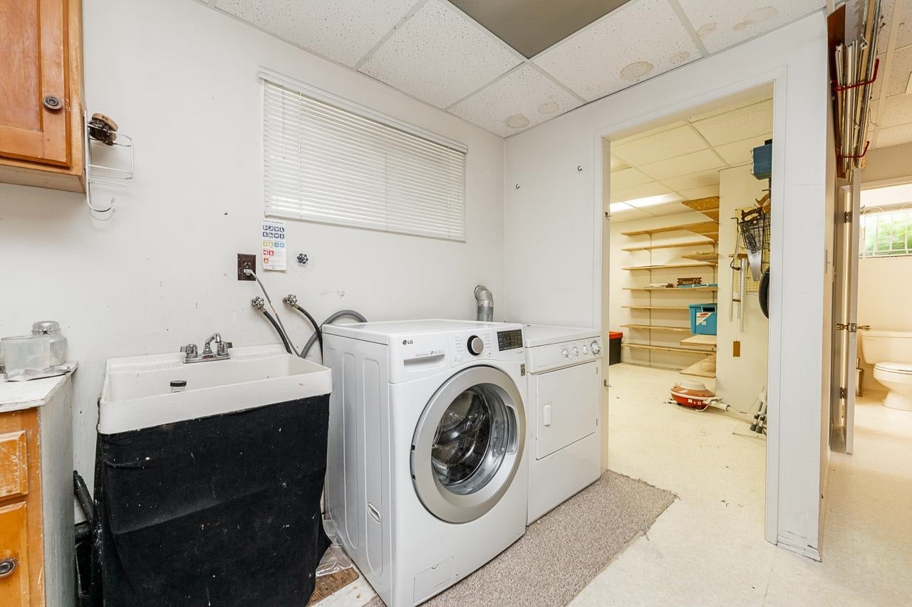 7055 Kitchener Street - Sperling-Duthie single-family-residence for Sale, 4 Bedrooms (R3120063)# - 25