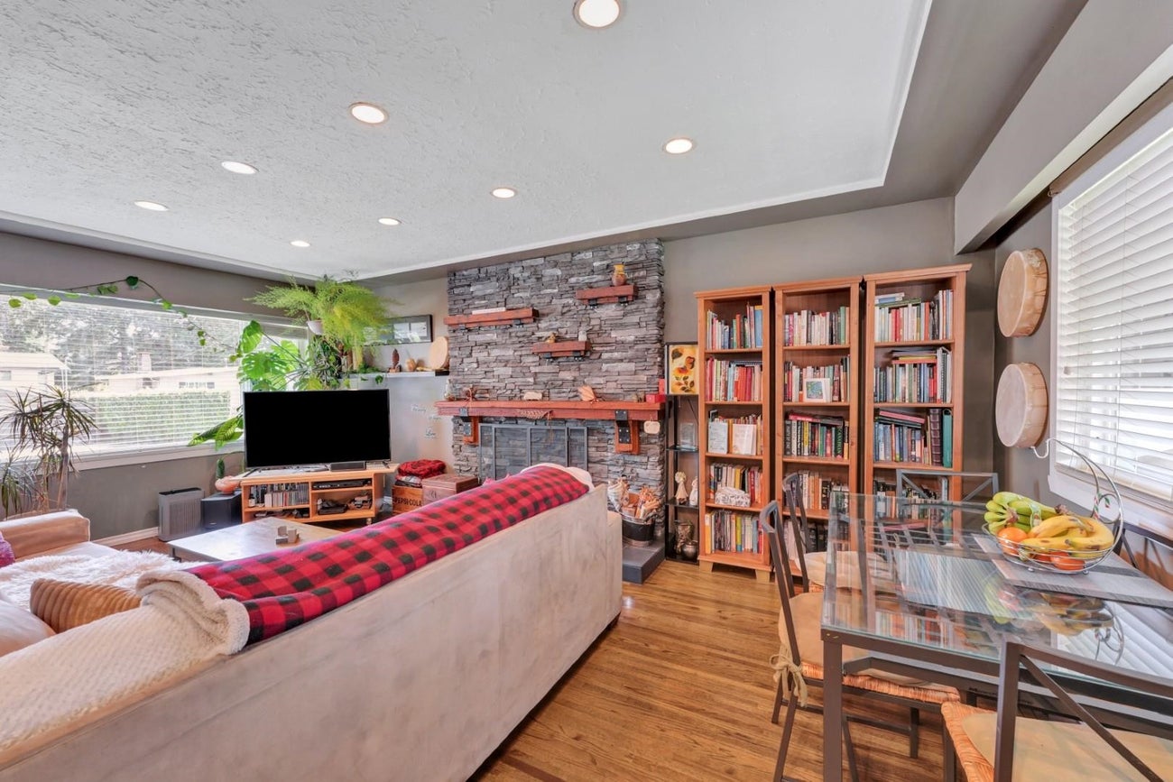 430 Montgomery Street - Central Coquitlam single-family-residence for Sale, 4 Bedrooms (R3120180)# - 5