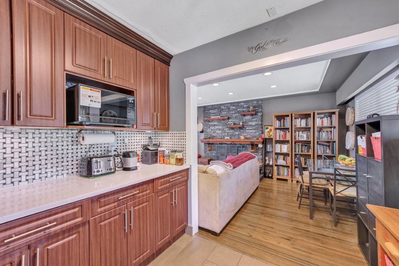 430 Montgomery Street - Central Coquitlam single-family-residence for Sale, 4 Bedrooms (R3120180)# - 8