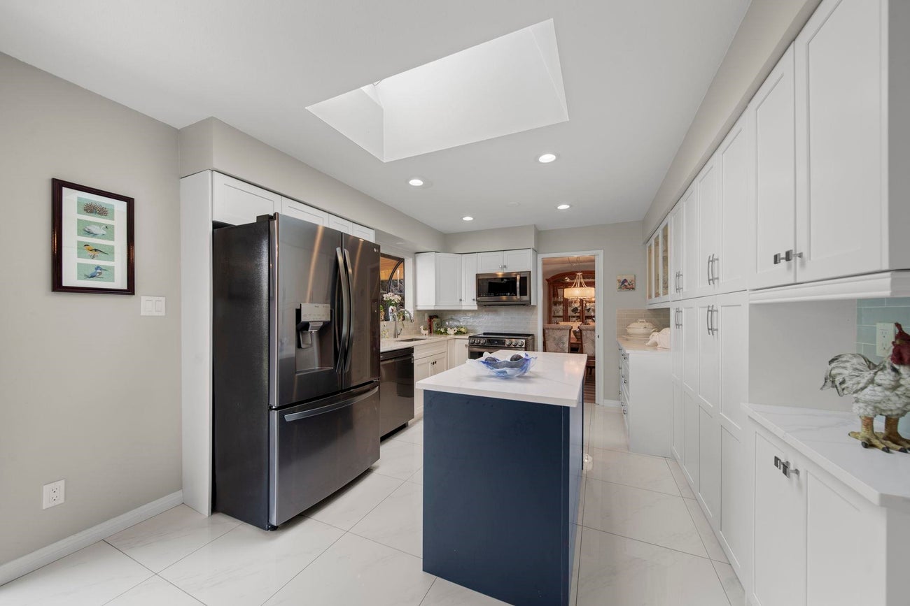 745 Dansey Avenue - Coquitlam West single-family-residence for Sale, 5 Bedrooms (R3120334)# - 15