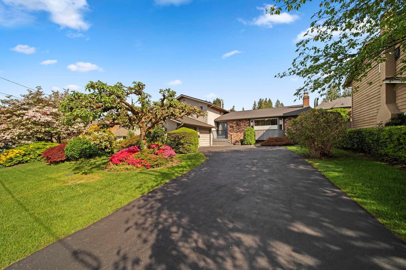 745 Dansey Avenue - Coquitlam West single-family-residence for Sale, 5 Bedrooms (R3120334)# - 1
