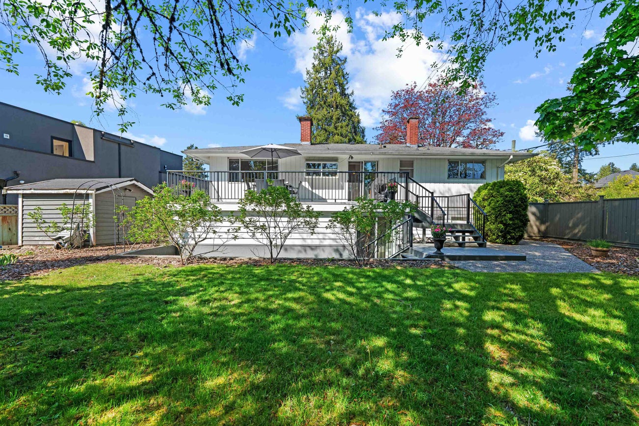 689 Poplar Street - Central Coquitlam single-family-residence for Sale, 3 Bedrooms (R3120550)# - 2