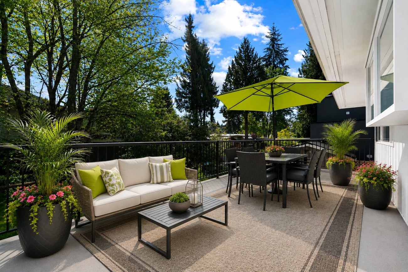 689 Poplar Street - Central Coquitlam single-family-residence for Sale, 3 Bedrooms (R3120550)# - 3