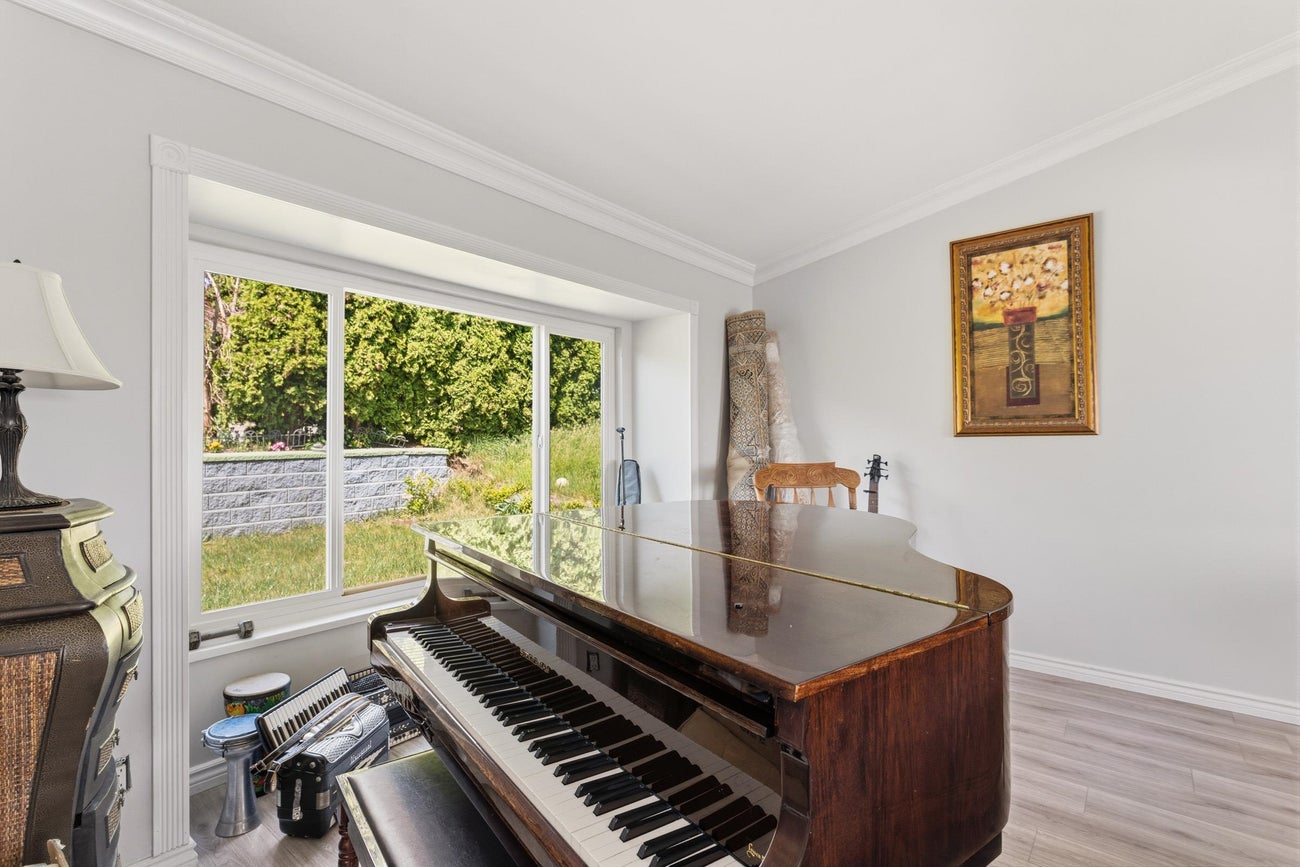 1315 Johnson Street - Canyon Springs single-family-residence for Sale, 5 Bedrooms (R3120928)# - 4