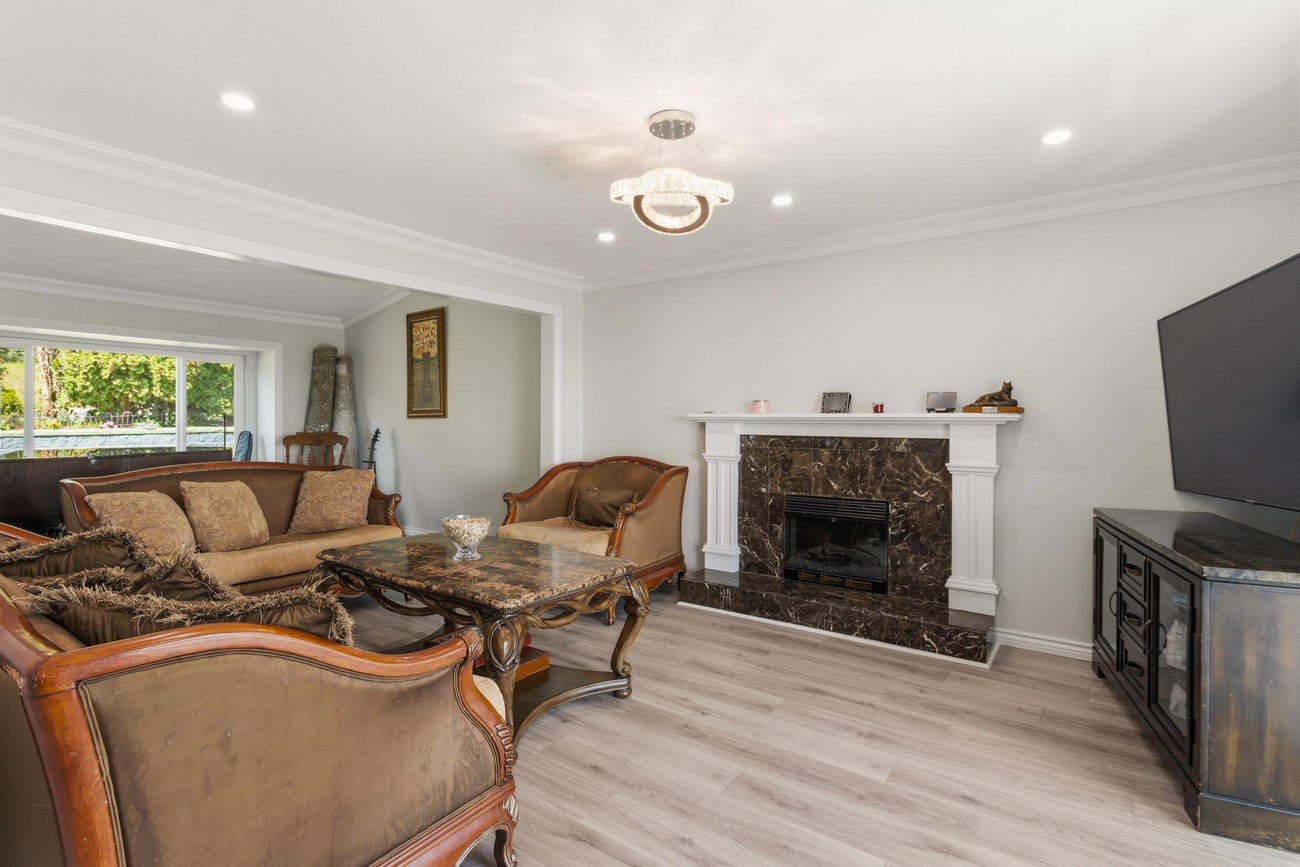 1315 Johnson Street - Canyon Springs single-family-residence for Sale, 5 Bedrooms (R3120928)# - 6