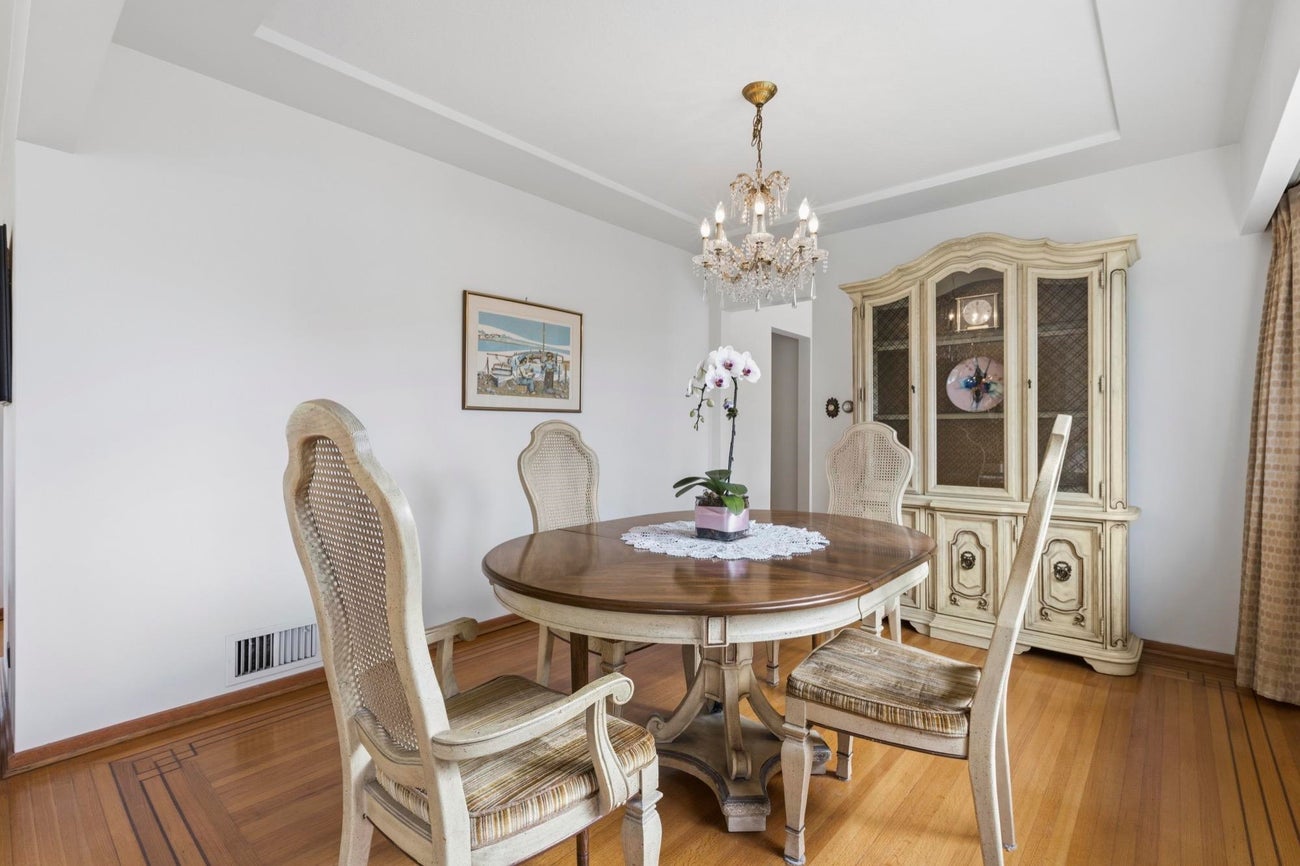 4782 Ridgelawn Drive - Brentwood Park Single Family Residence for Sale, 4 Bedrooms (R3121476)# - 11