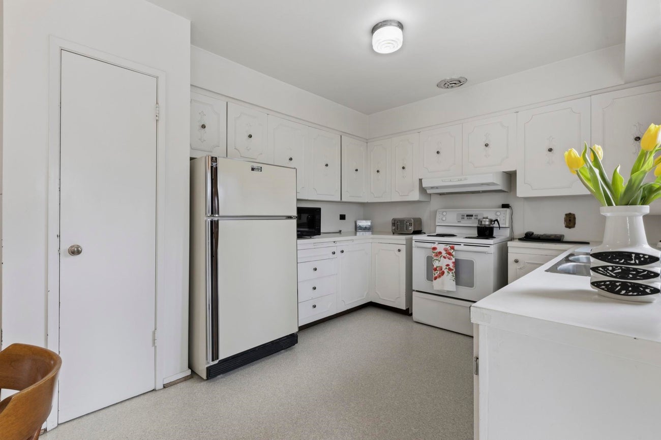 4782 Ridgelawn Drive - Brentwood Park Single Family Residence for Sale, 4 Bedrooms (R3121476)# - 14