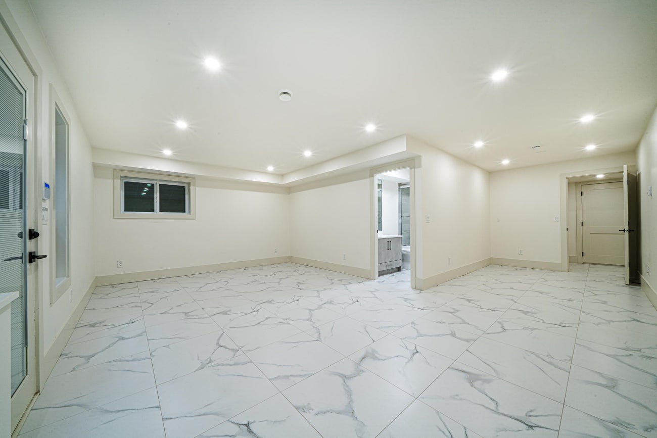 6708 Winch Street - Sperling-Duthie Single Family Residence for Sale, 7 Bedrooms (R3121859)# - 30