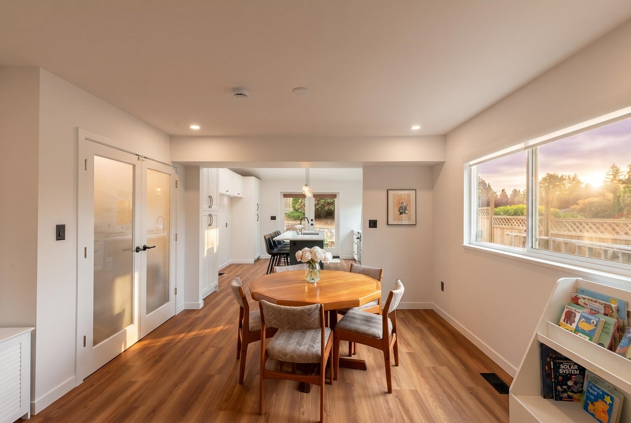 8029 Westlake Street - Government Road Single Family Residence for Sale, 5 Bedrooms (R3121950)# - 3