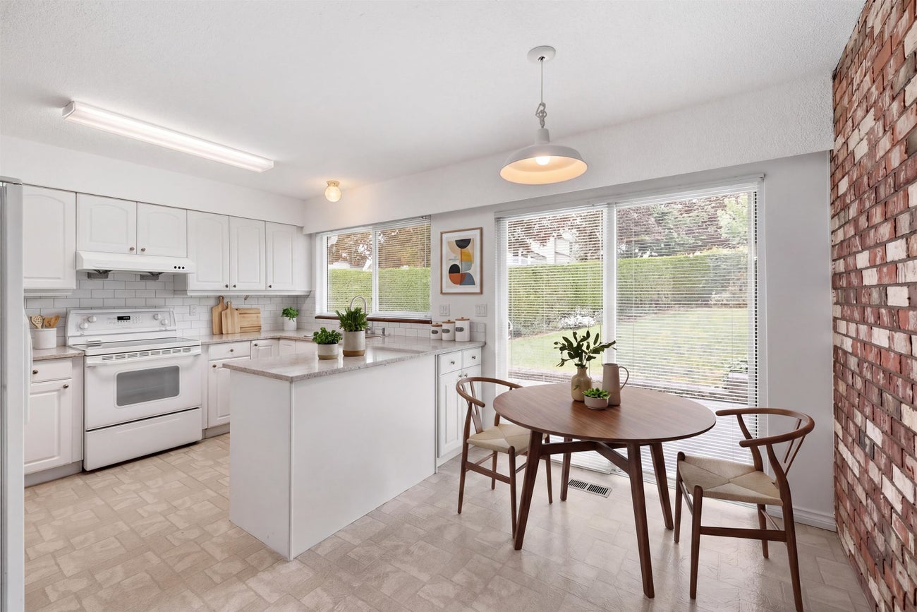 7605 Lawrence Drive - Montecito Single Family Residence for Sale, 5 Bedrooms (R3122221)# - 11 7605 Lawrence Drive - Montecito Single Family Residence for Sale, 5 Bedrooms (R3122221)# - 11