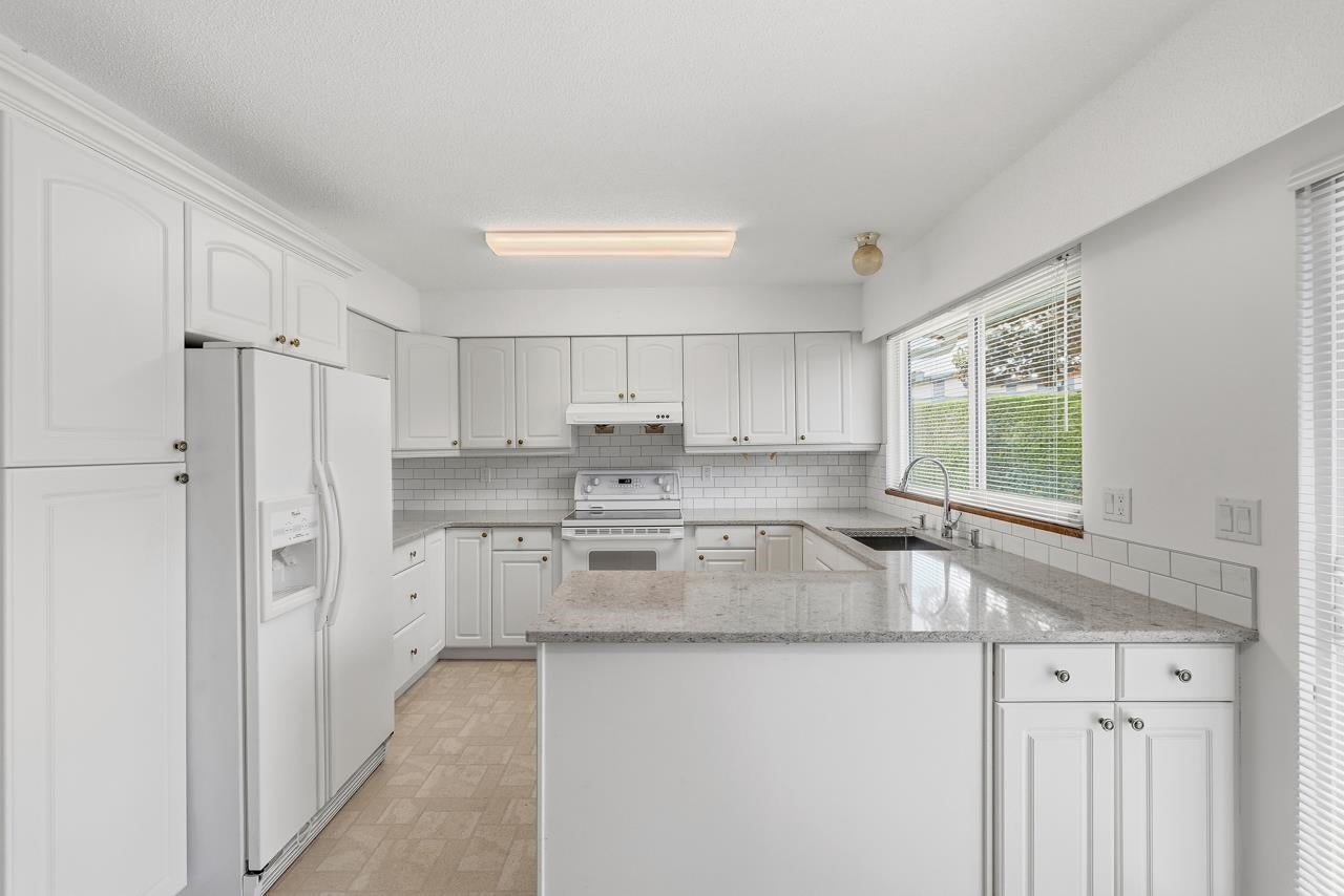 7605 Lawrence Drive - Montecito Single Family Residence for Sale, 5 Bedrooms (R3122221)# - 12 7605 Lawrence Drive - Montecito Single Family Residence for Sale, 5 Bedrooms (R3122221)# - 12