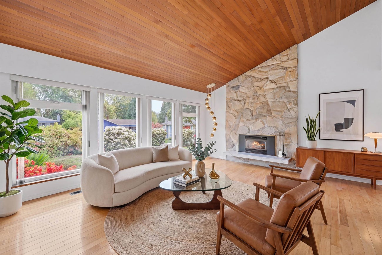 7605 Lawrence Drive - Montecito Single Family Residence for Sale, 5 Bedrooms (R3122221)# - 5 7605 Lawrence Drive - Montecito Single Family Residence for Sale, 5 Bedrooms (R3122221)# - 5